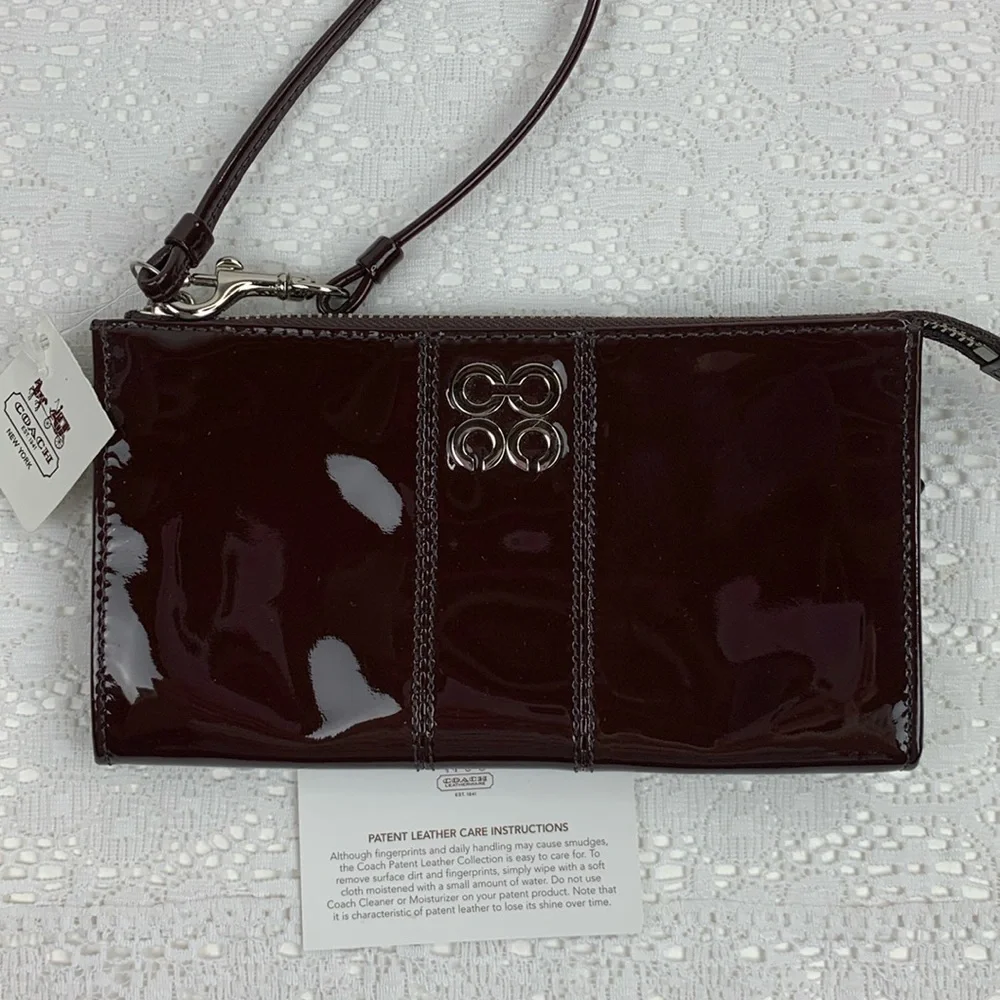Coach Opt art brown patent leather wallet wristlet Shiny Pockets New